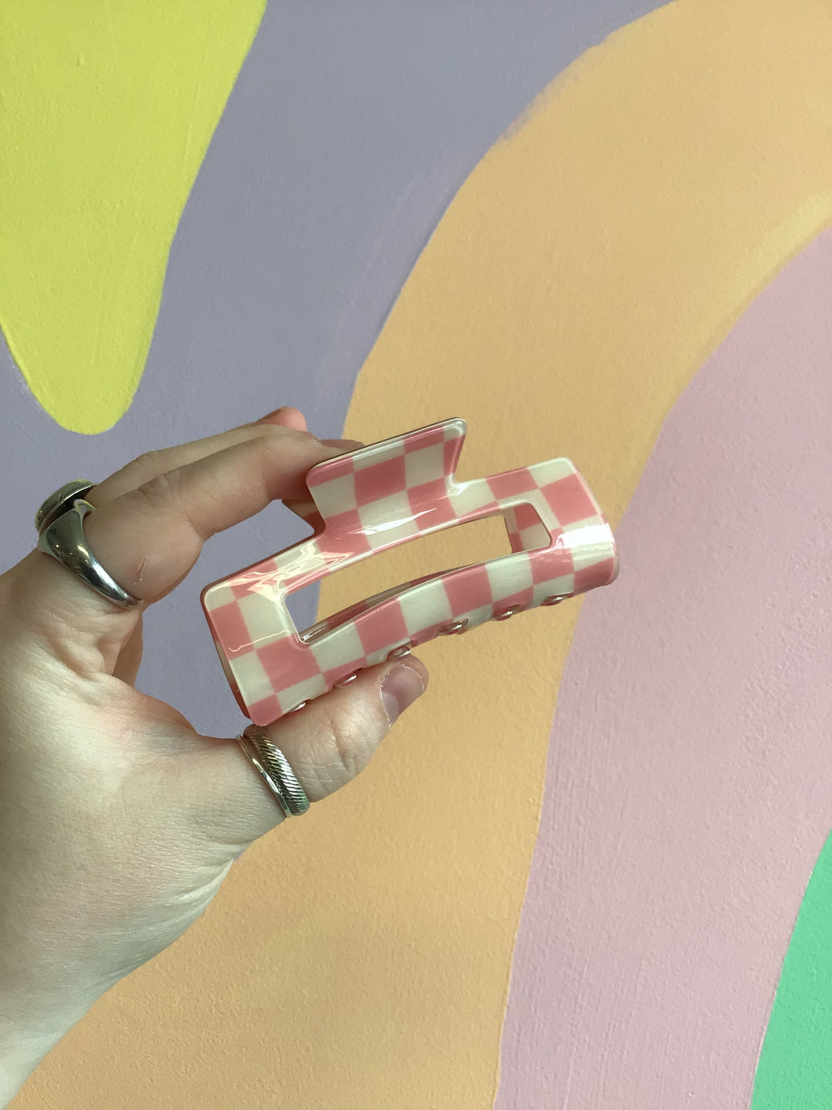 Pink checker hair claw with rectangular shape