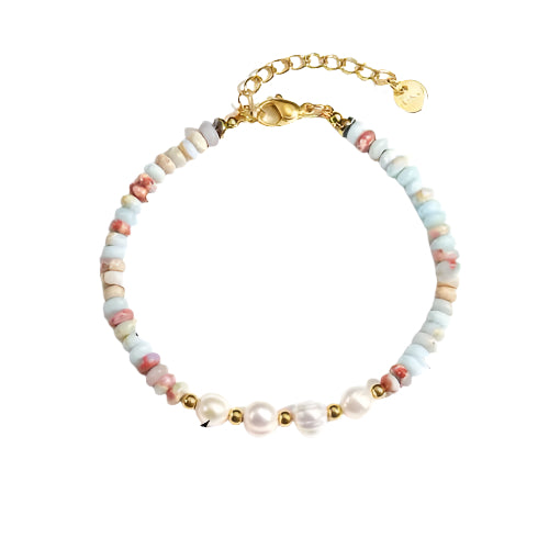 Beaded bracelet with pastel shell beads, pink pearls, and gold-tone clasp