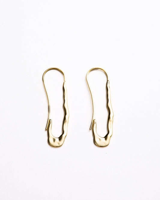 Large gold paperclip drop earrings, wavy molded links with hook backs