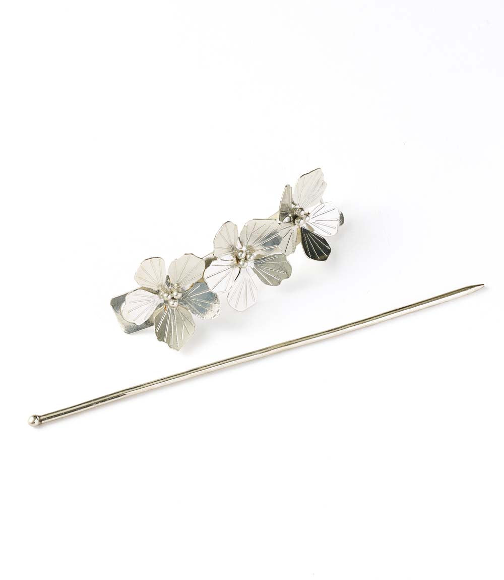 Silver-tone straight hair pin with five monochrome fabric flowers.