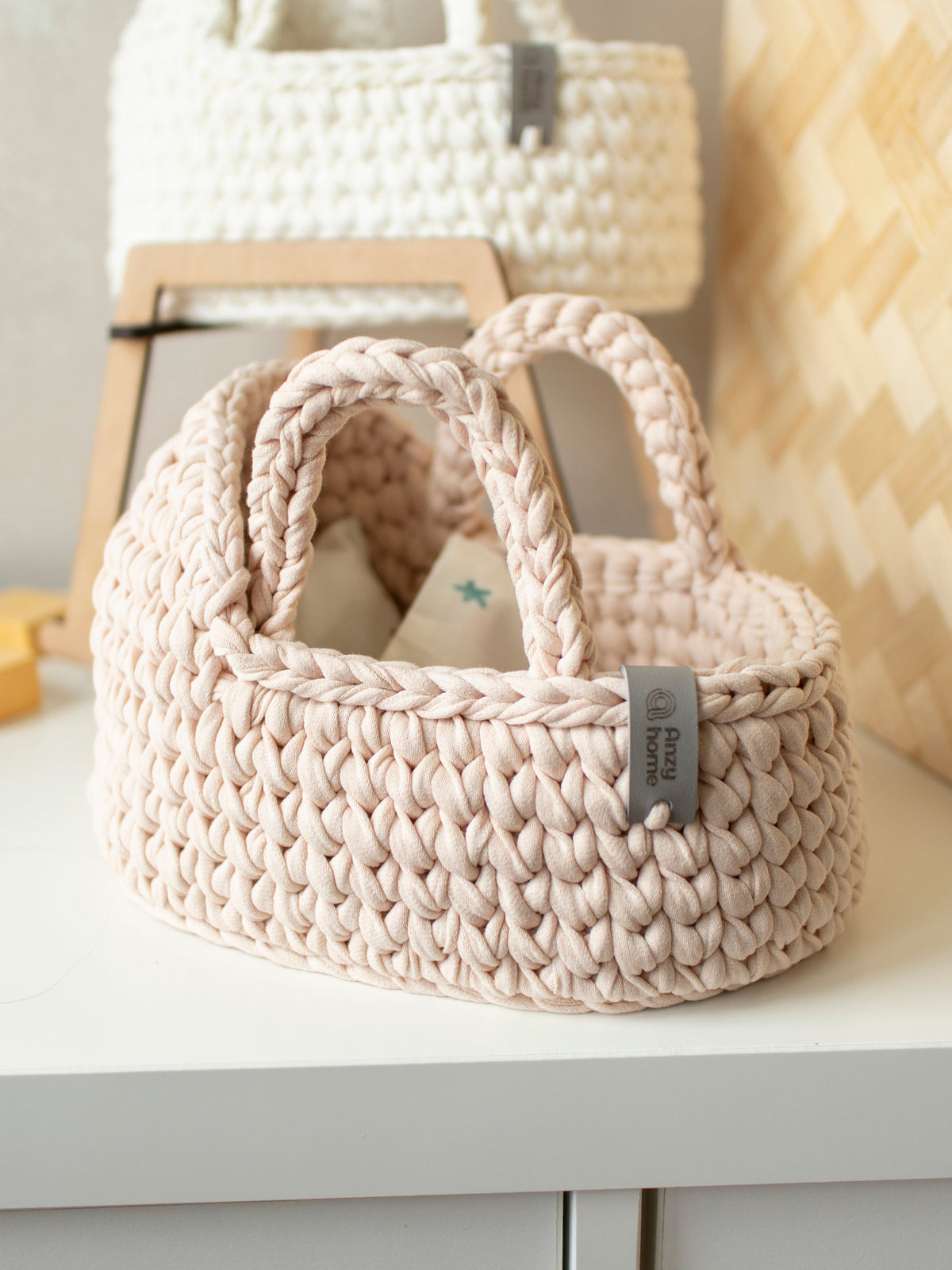 Mini doll Moses basket, textured beige knitted carry basket