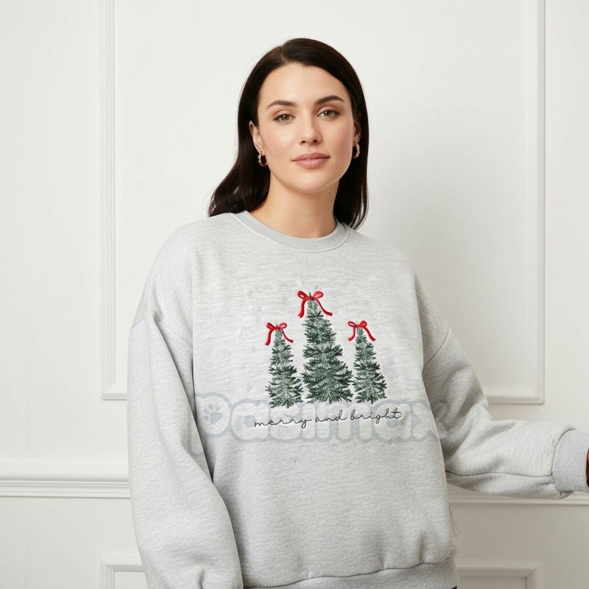 Sport grey crewneck sweatshirt with embroidered Christmas tree trio and red bow details