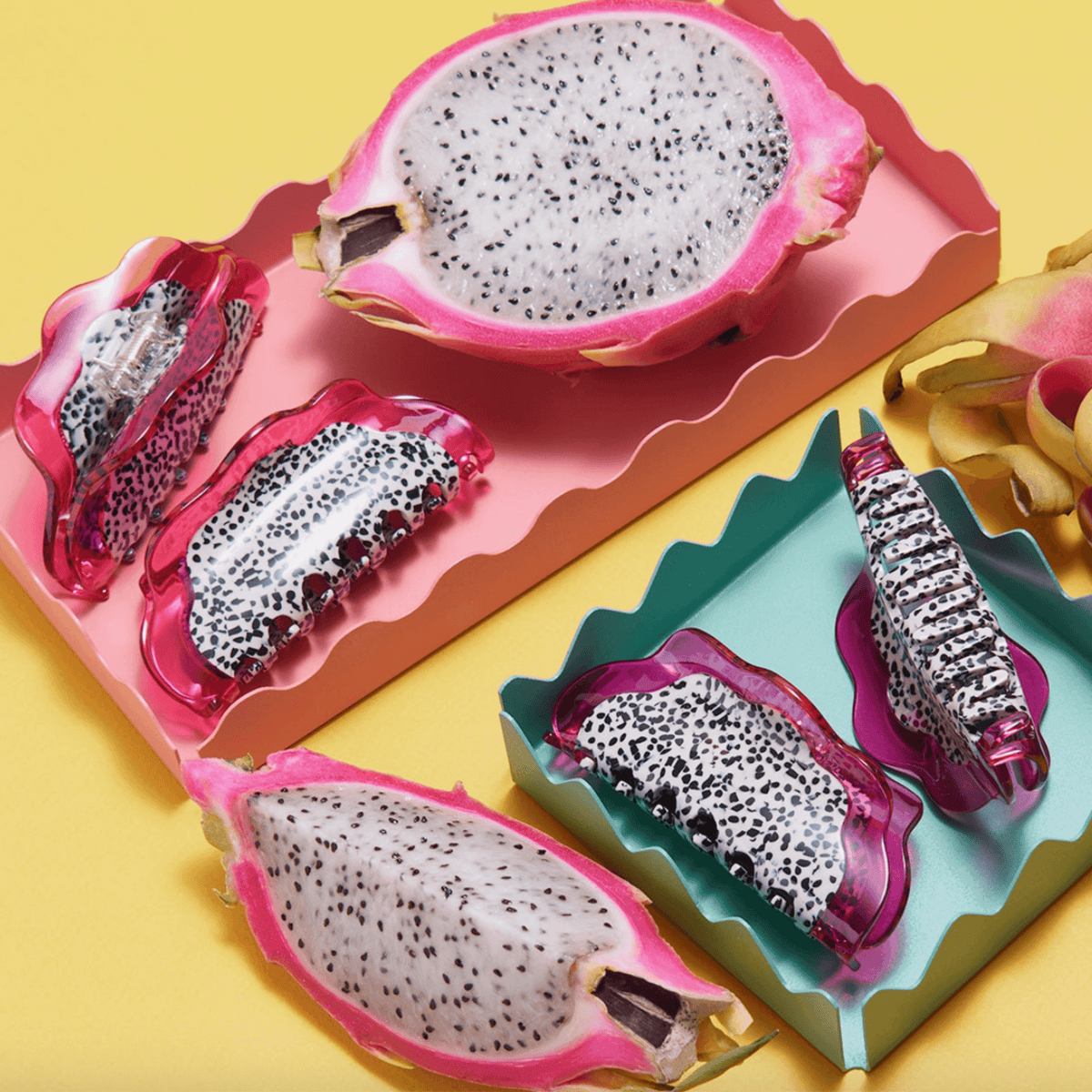 Set of dragon fruit hair claws with pink frames and leopard-print grip teeth