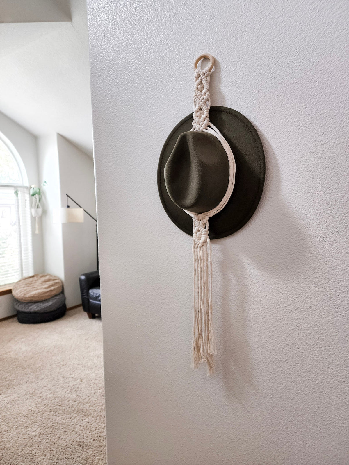 Macrame Hat Hanger - Single