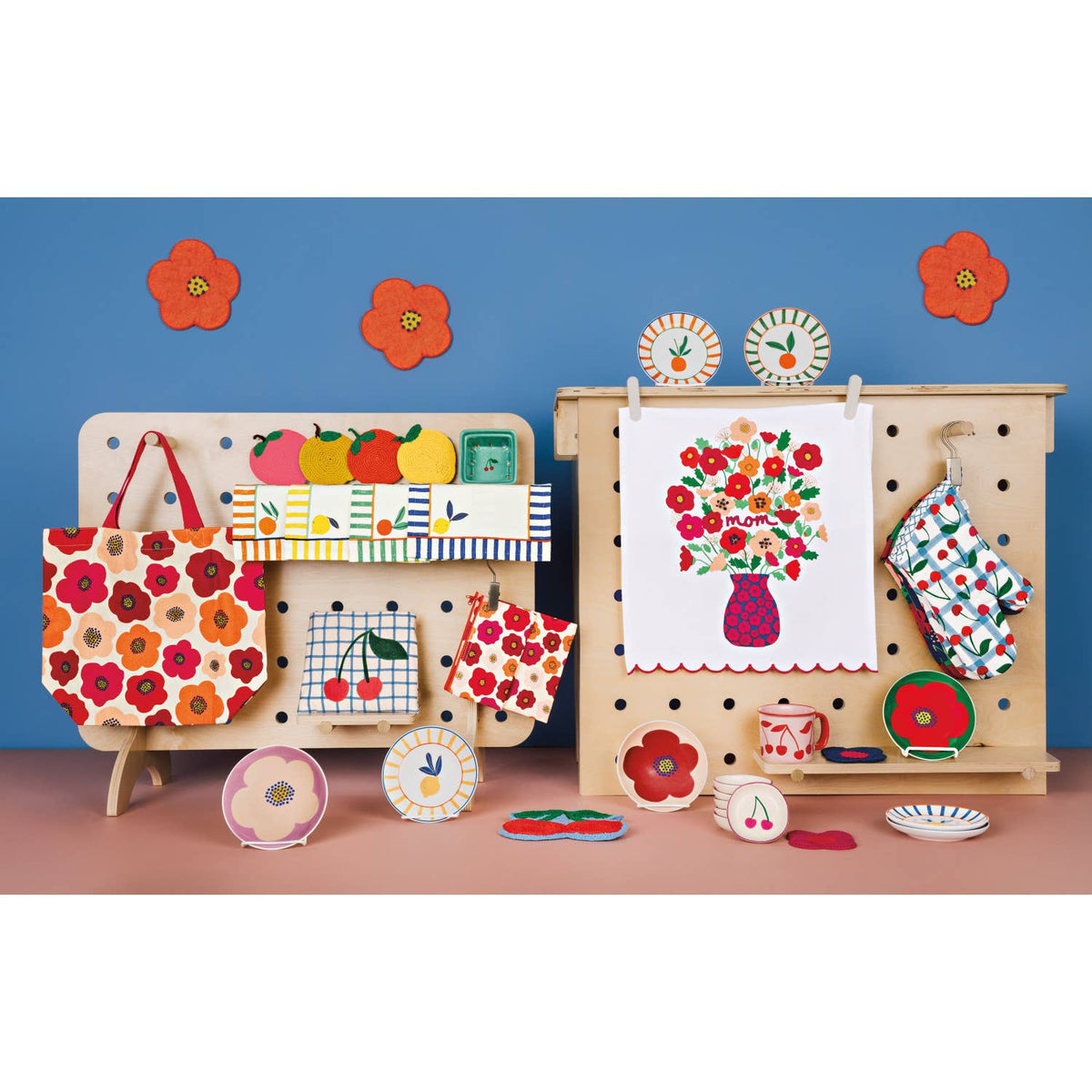 Citrus mini plates among colorful decor, round fruit and flower designs