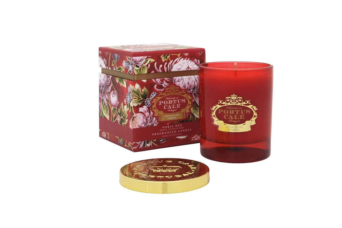 Portus Cale candle in red glass, with floral gift box and gold lid