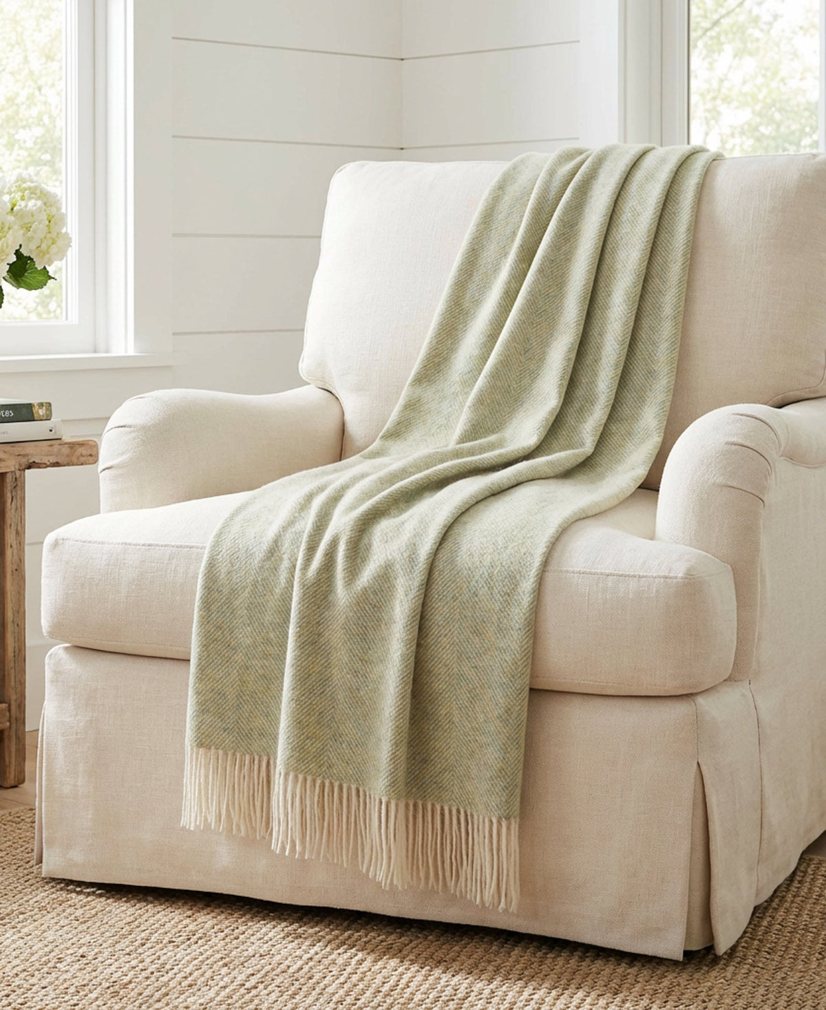 Southampton Home Shetland Lambswool Herringbone Throw – Meadow