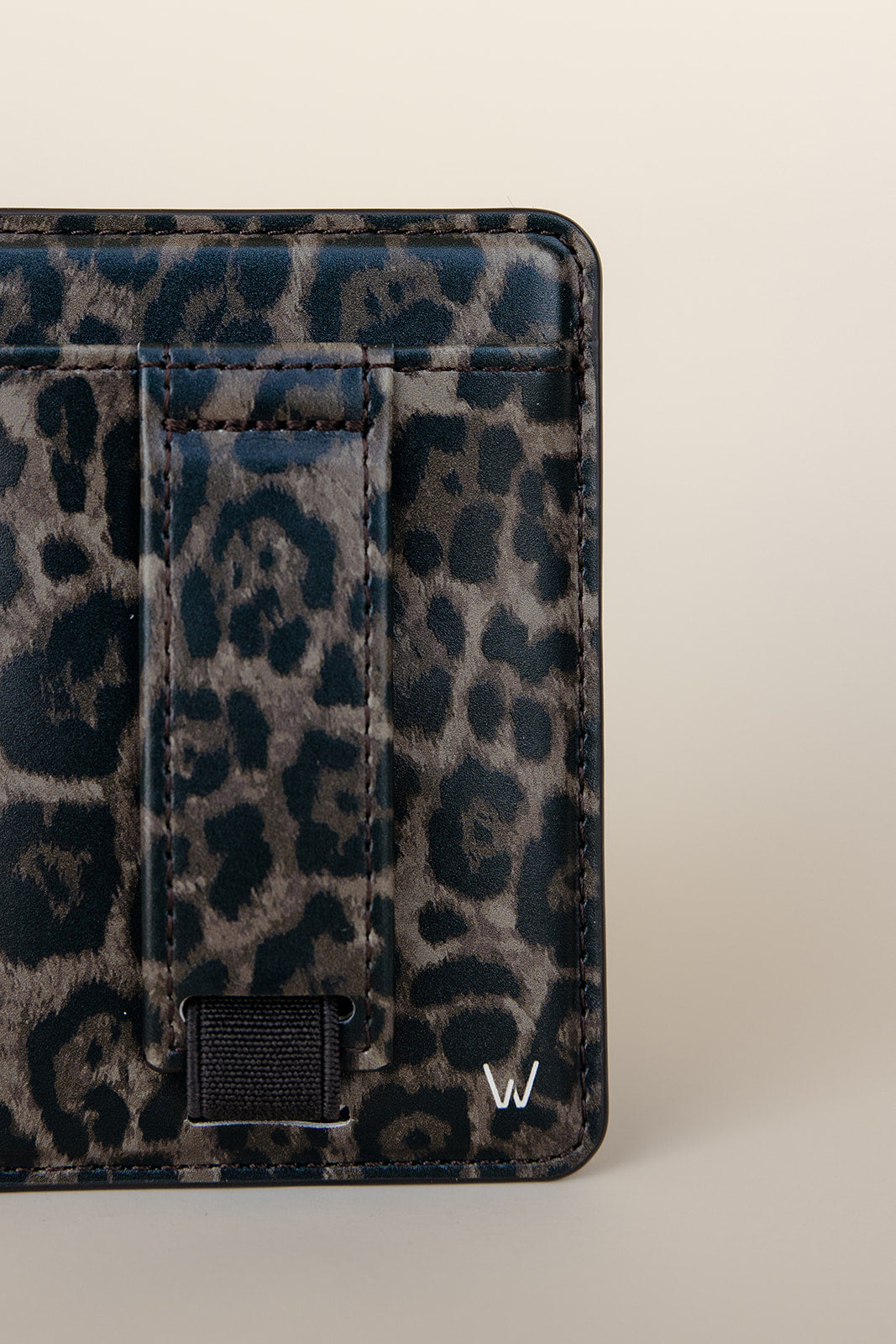 Leopard-pattern magnetic phone card holder with magnetic tab and stitched edges