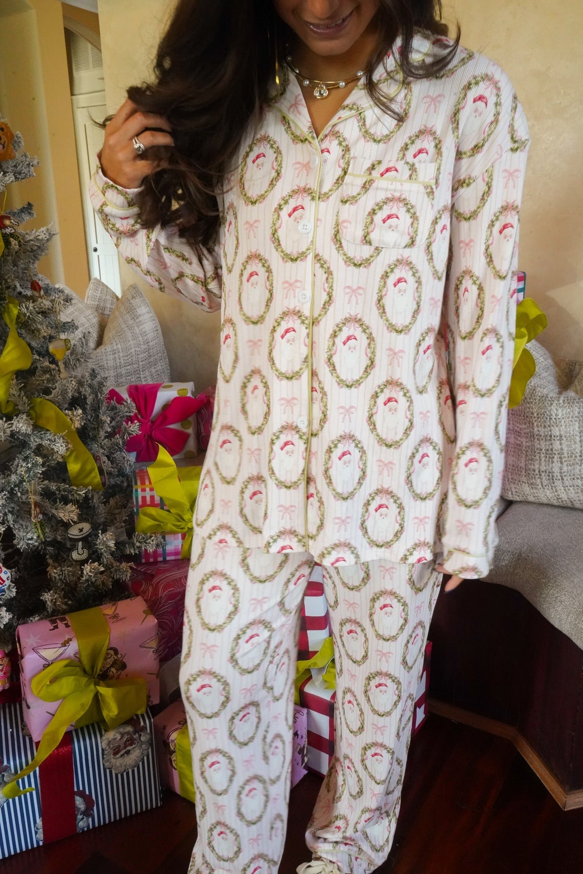 Long-sleeve pajama set with circular pattern and matching long pants, front button placket