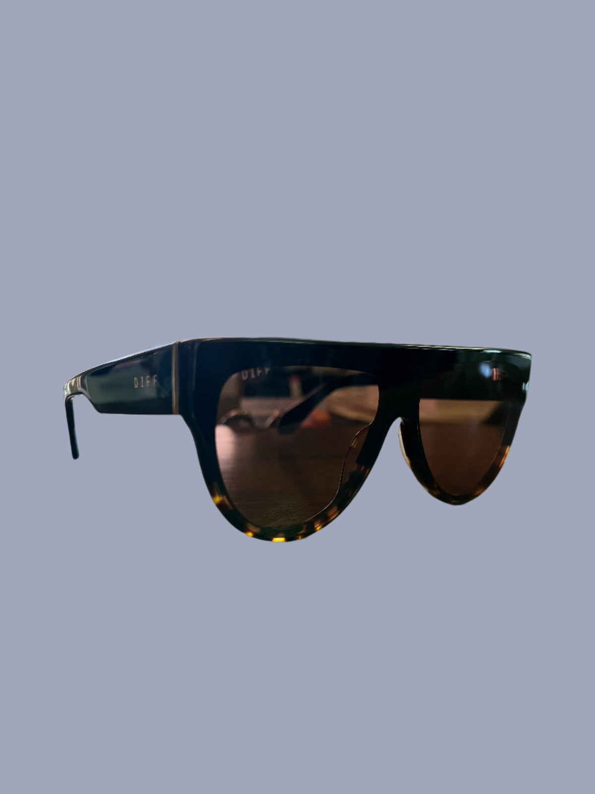 DIFF Georgie sunglasses with brown tortoiseshell frames and brown lenses