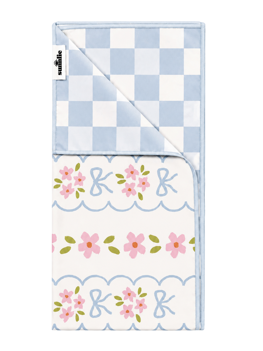 Quick-dry towel with blue check top and floral print bottom, scalloped trim