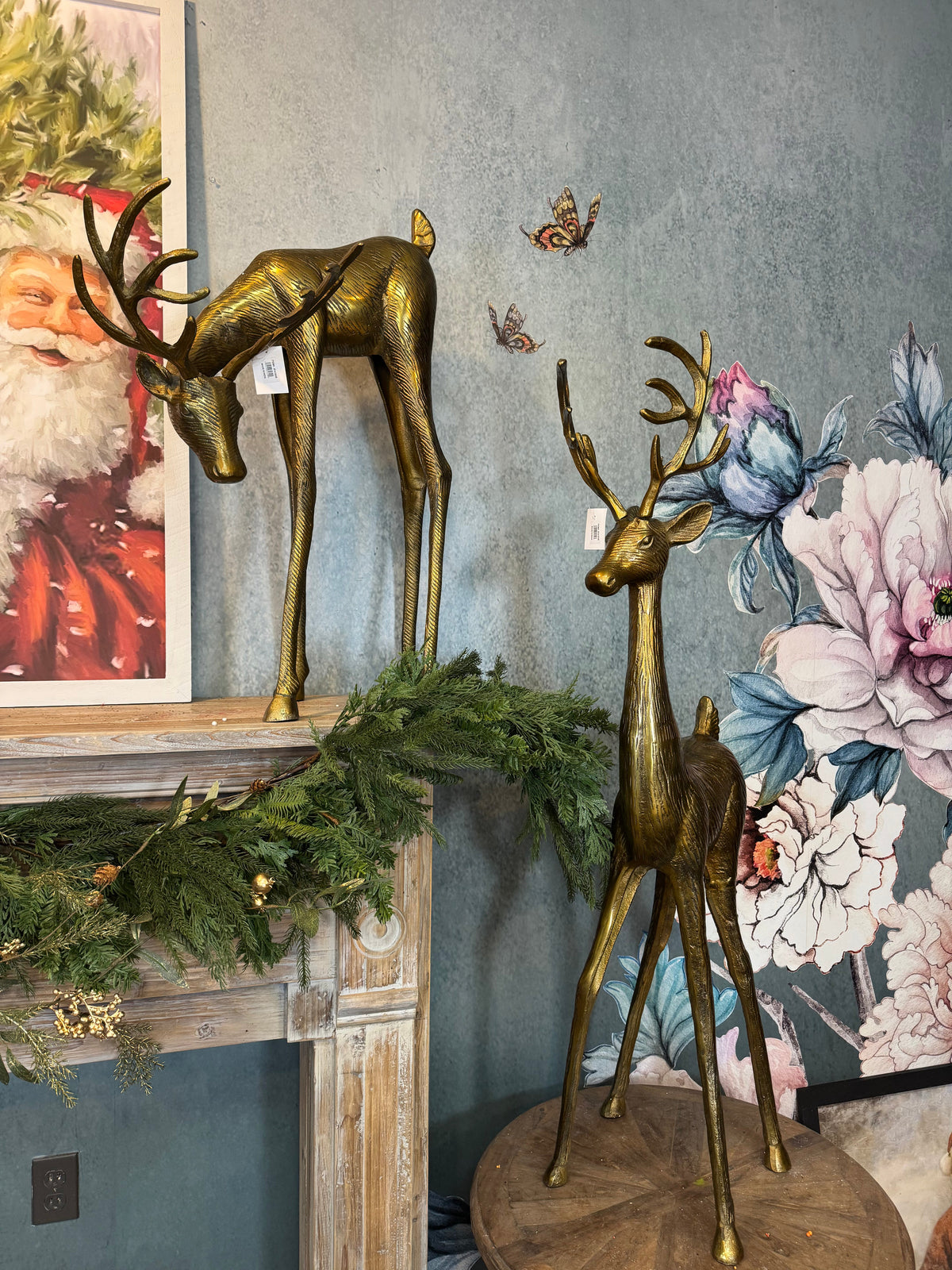 Antique gold aluminum deer statue with two standing deer figures
