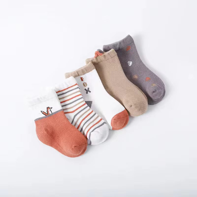 Toddler 5-pack fox socks in beige, gray, white stripes, and orange
