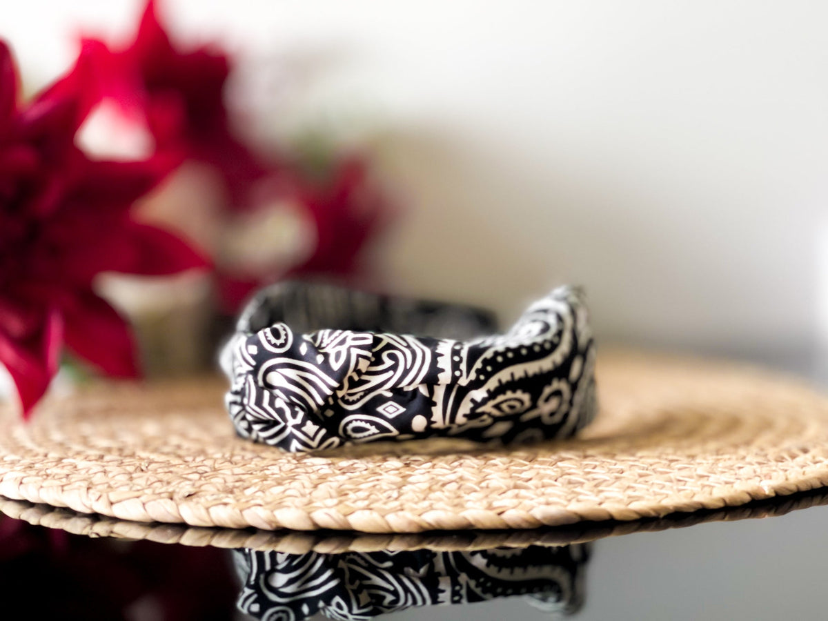 Black and white paisley knot headband, side profile