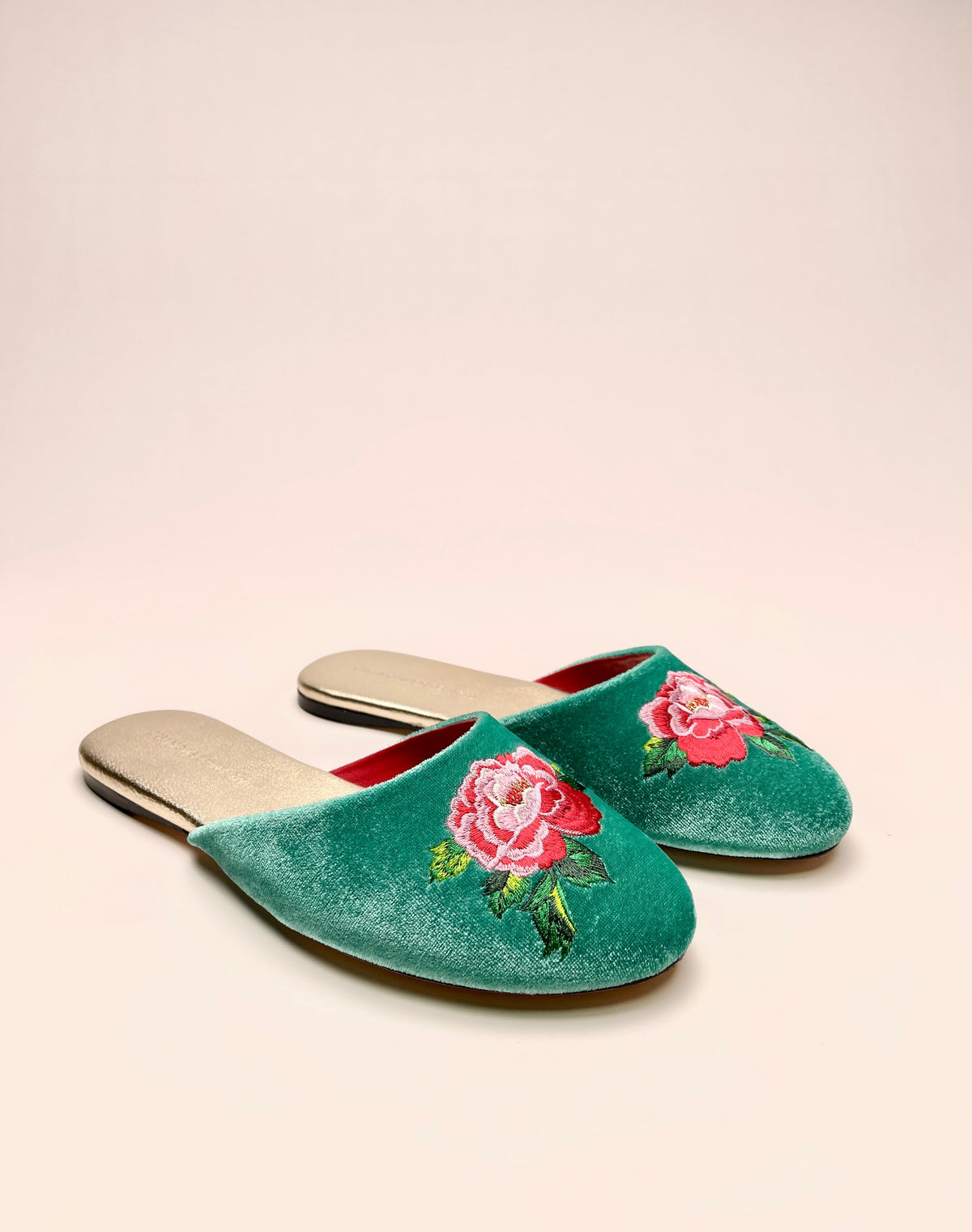 Jade green velvet mules with peony embroidery, side-by-side with insoles