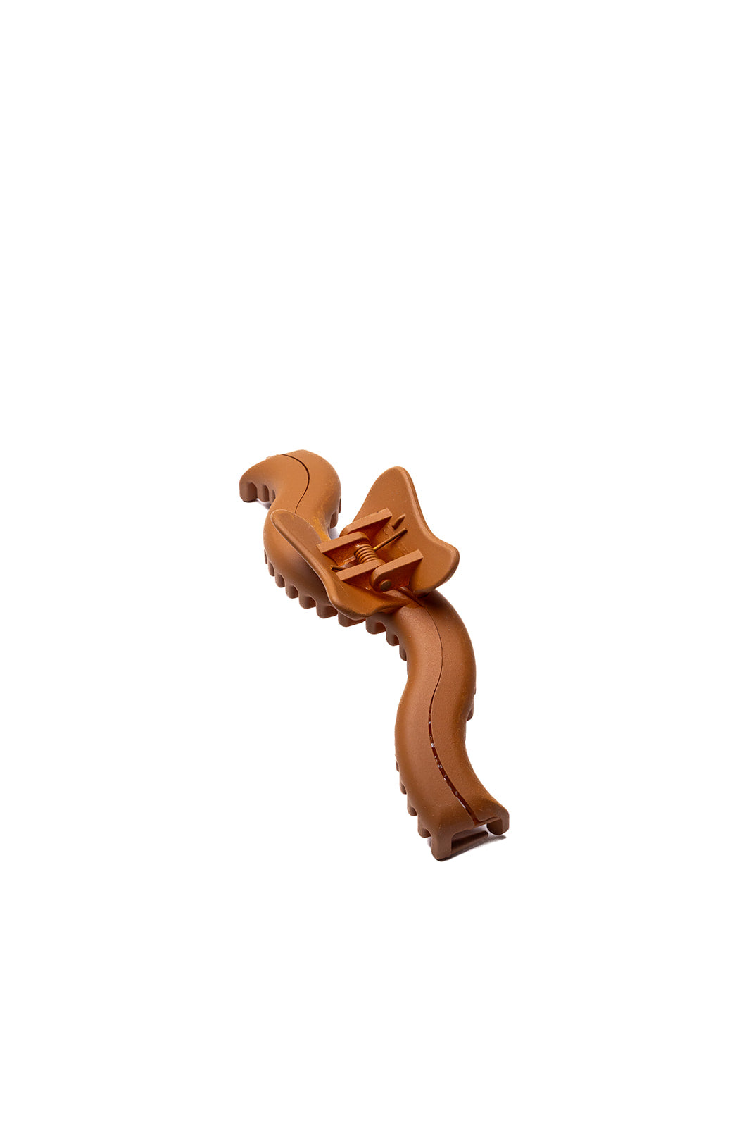 Warm brown wavy claw hair clip, sculpted curved shape