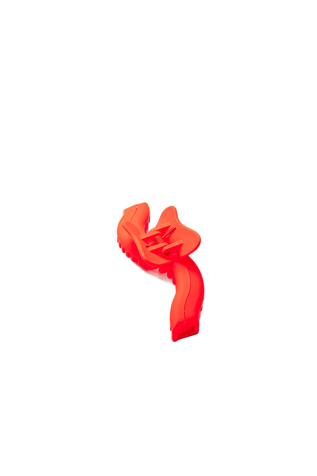 Wavy hair claw clip, bright red with ridged teeth
