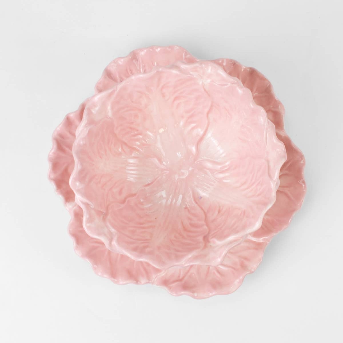 Light pink cabbage leaf decorative plate with embossed floral texture