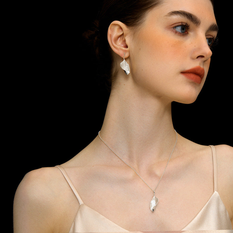 Silver leaf pendant necklace with thin chain and teardrop loop clasp