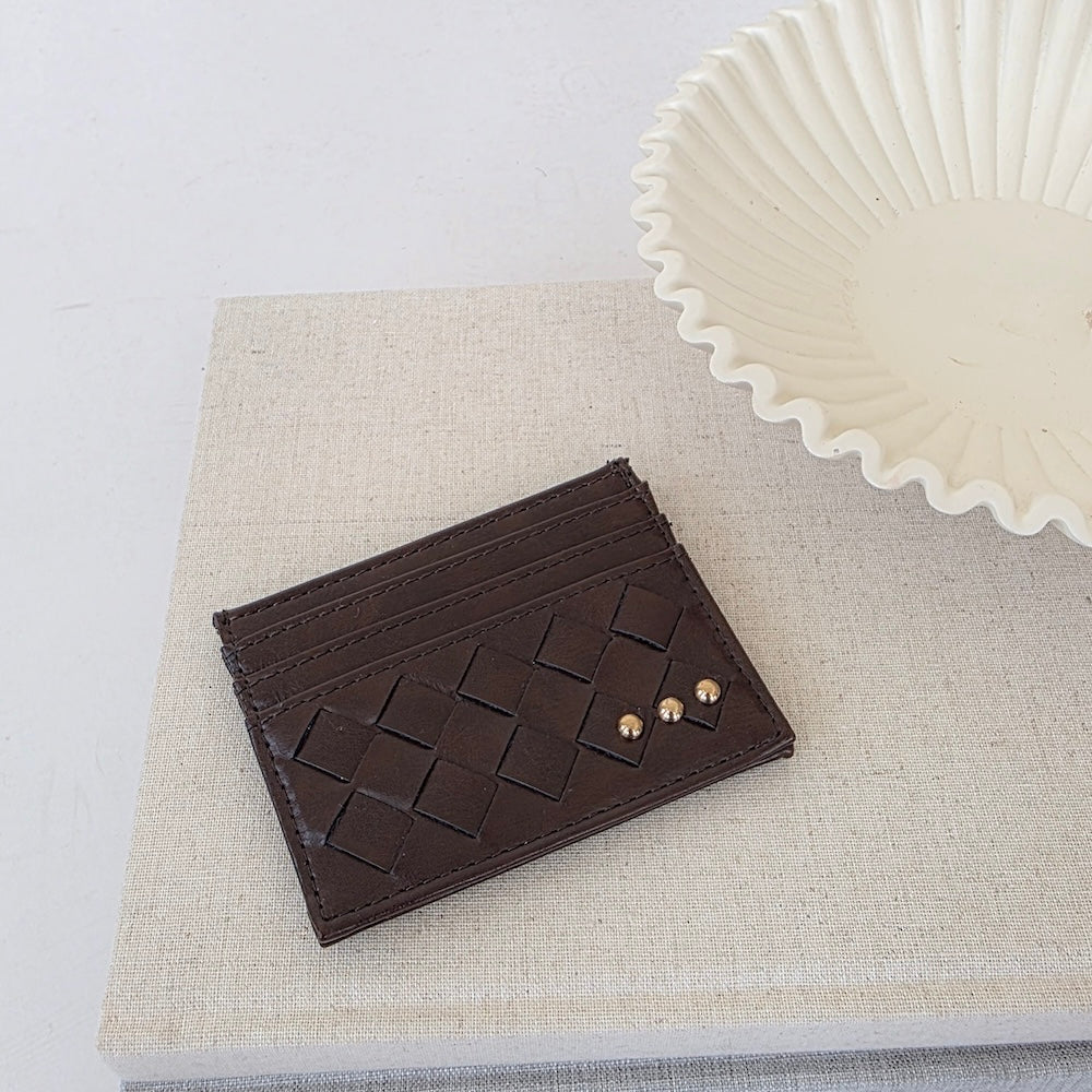 Small woven card holder wallet, dark brown with diamond pattern and 3 gold snap studs