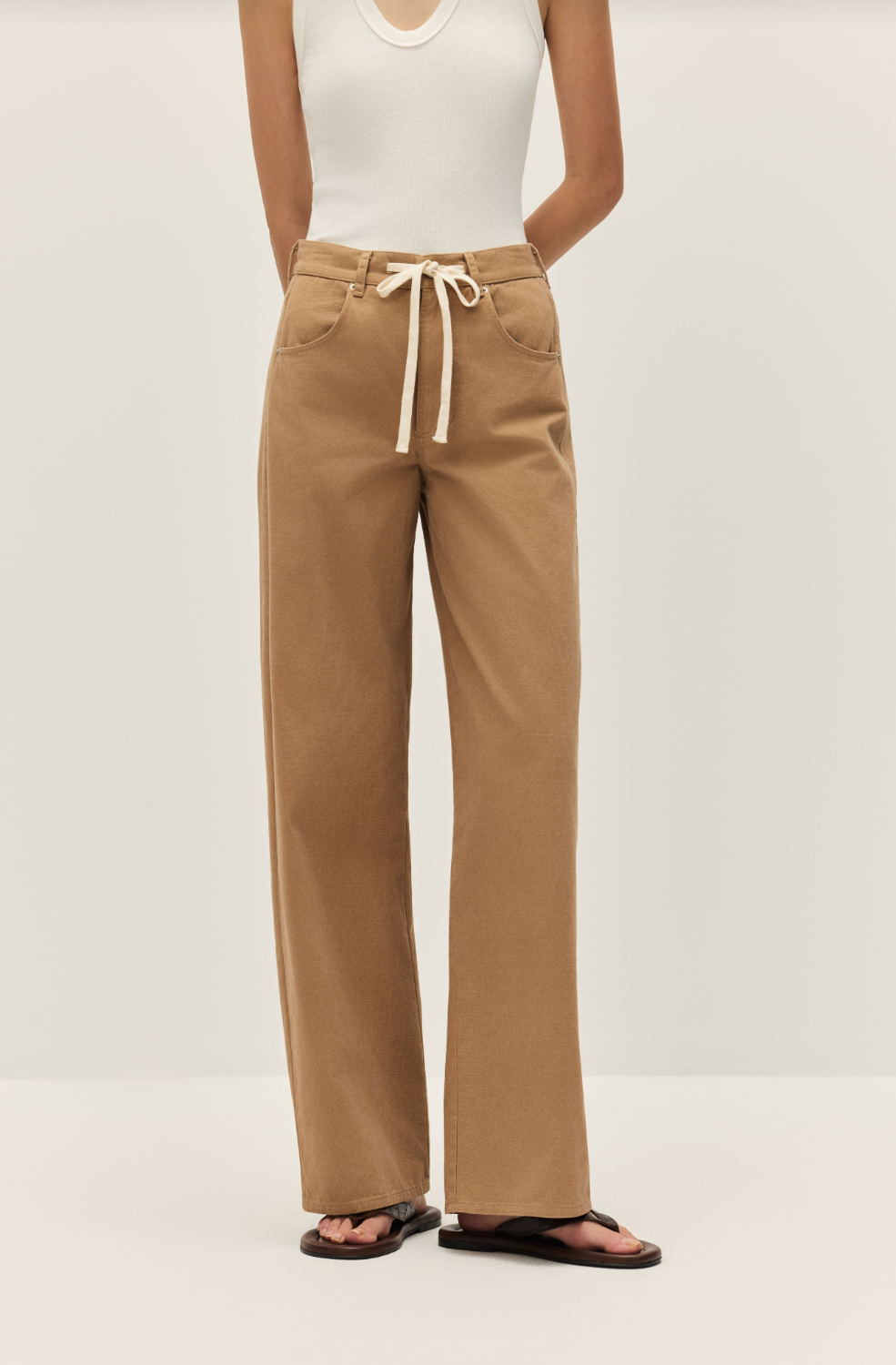 Mocha wide-leg pants with drawstring waist and side pockets