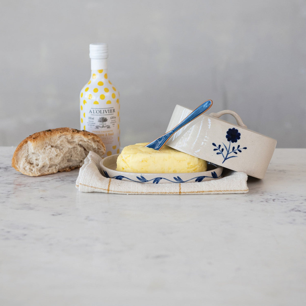 Stoneware butter dish set with lid and tray, cream base, blue flower pattern
