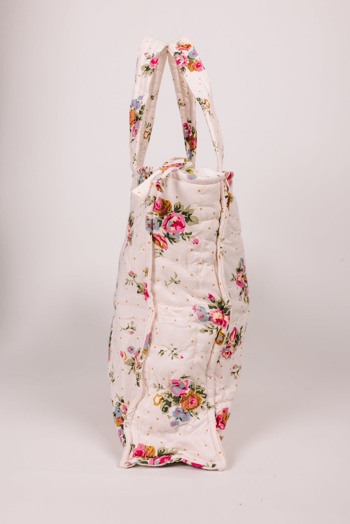 Floral zip tote bag standing view, double handles and zip closure
