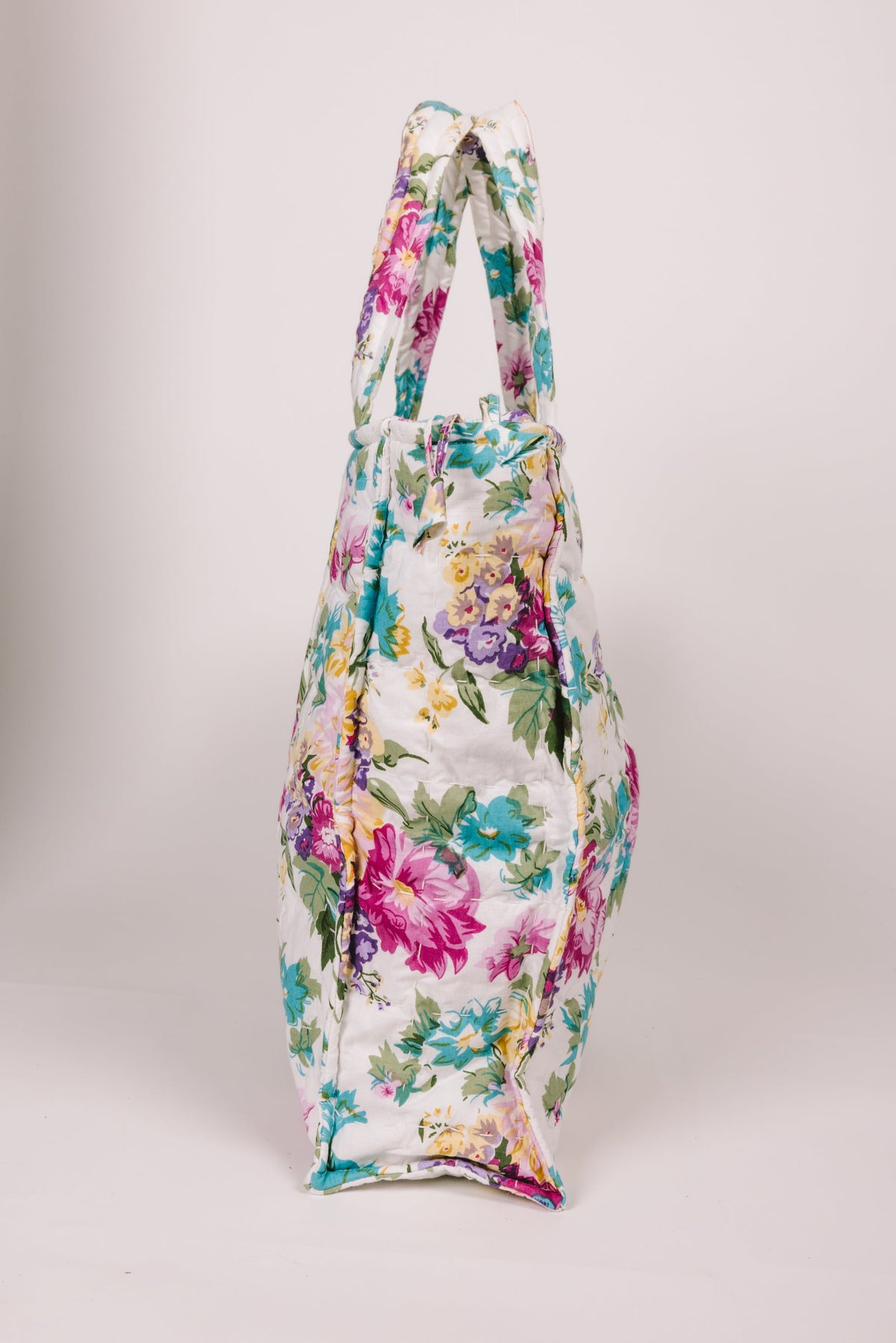 Floral zip tote bag with standing shape and top handles, pastel flower print