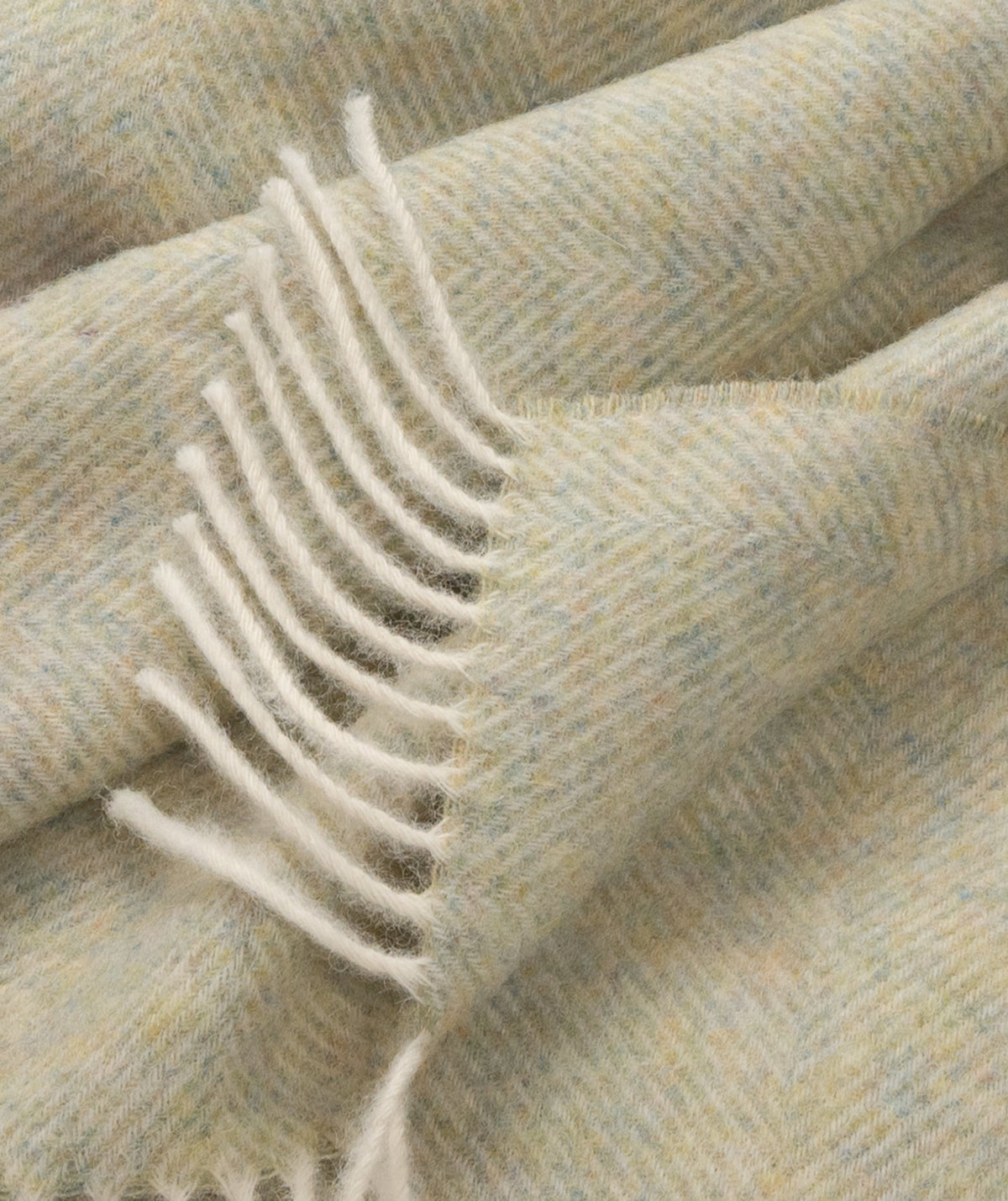 Southampton Home Shetland Lambswool Herringbone Throw – Meadow