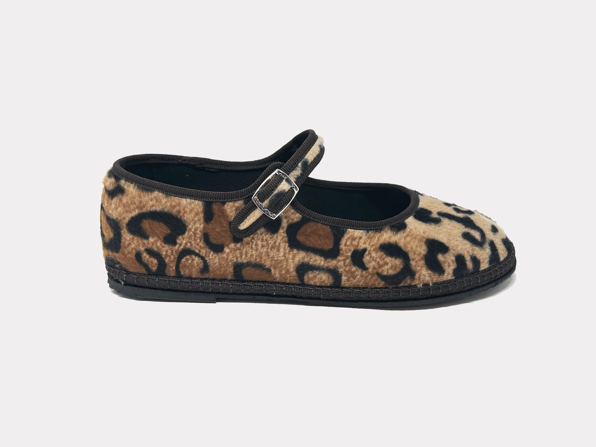 Leopard print Mary Jane flats with buckled strap, rounded toe, black sole
