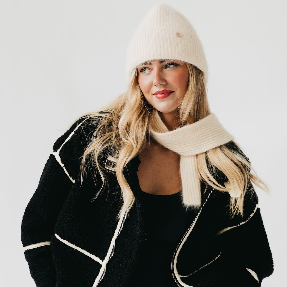 Cream ribbed scarf with matching ribbed knit beanie