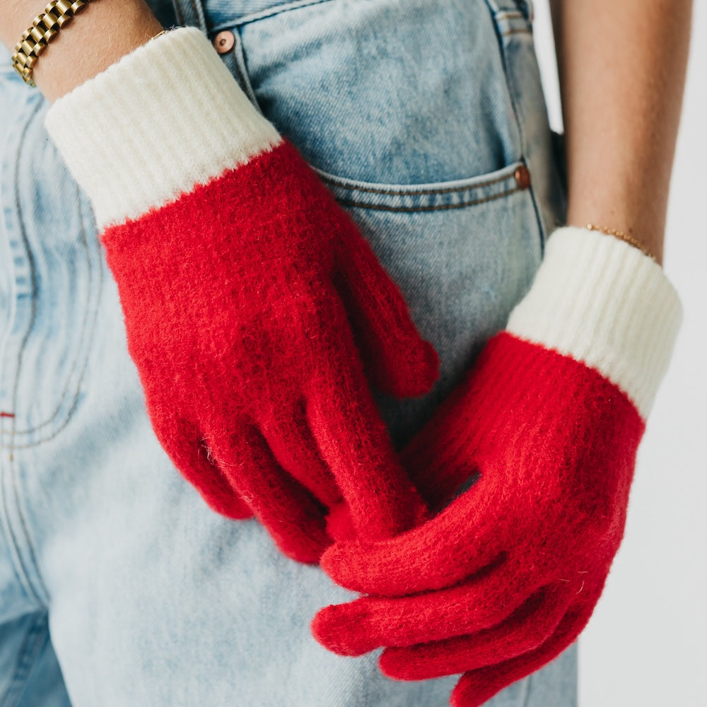 Two-tone knit gloves, red with off-white ribbed cuffs
