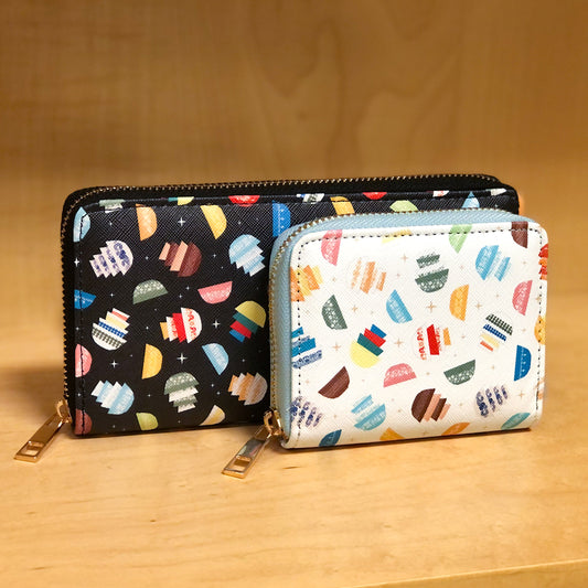Zipper wallet with food bowl print and card-slot pouch; two-tone lining visible.