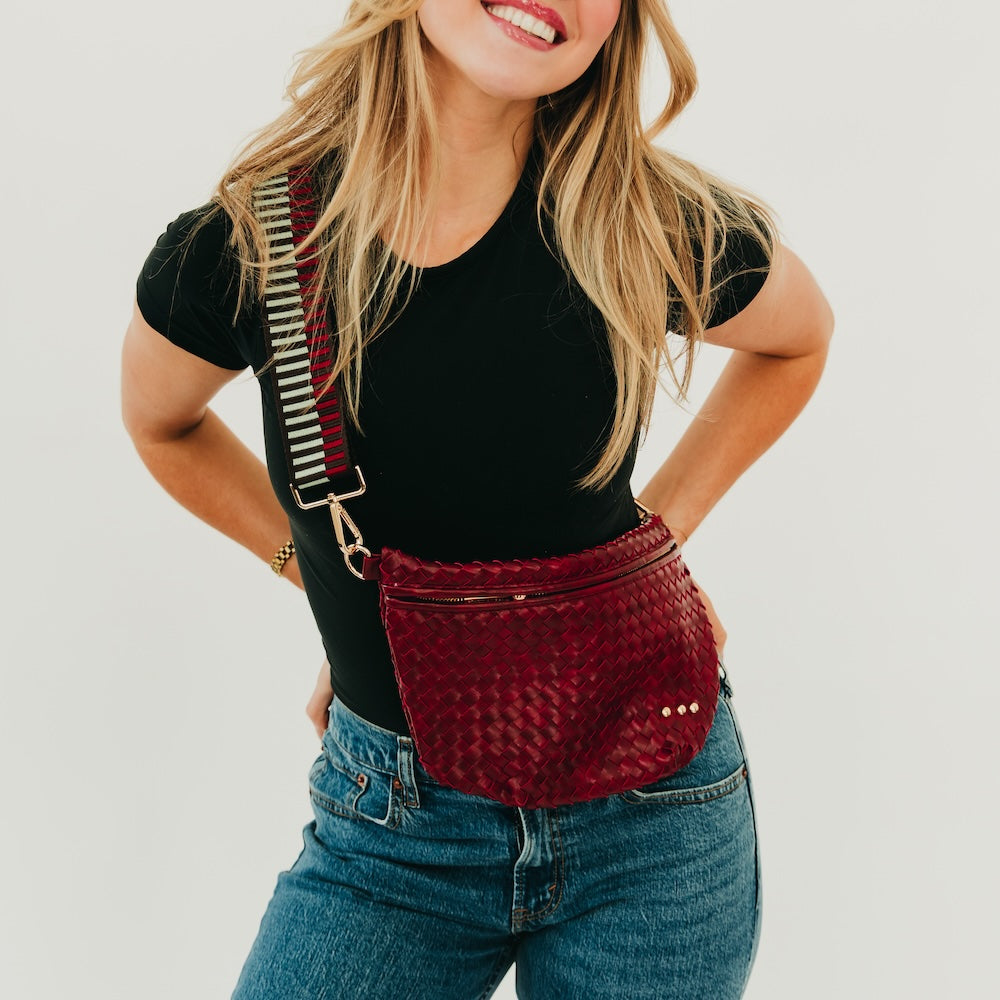 Burgundy woven bum bag with zipper and adjustable strap
