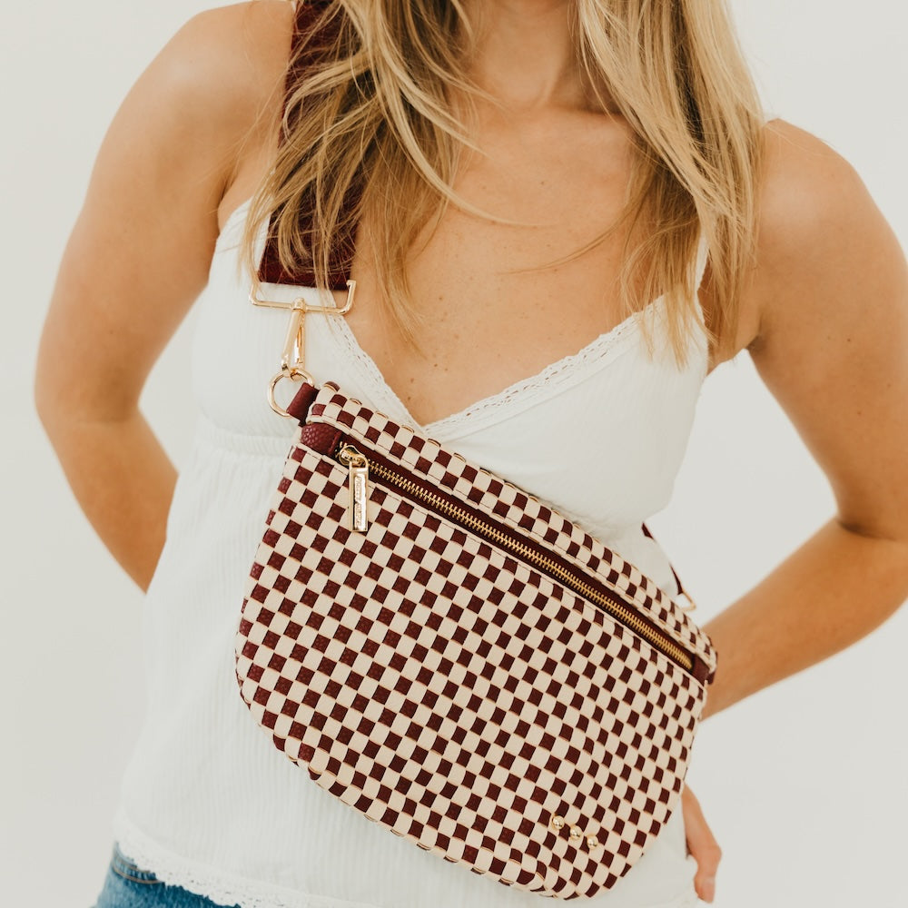 Burgundy-and-cream checkered woven bum bag with zipper