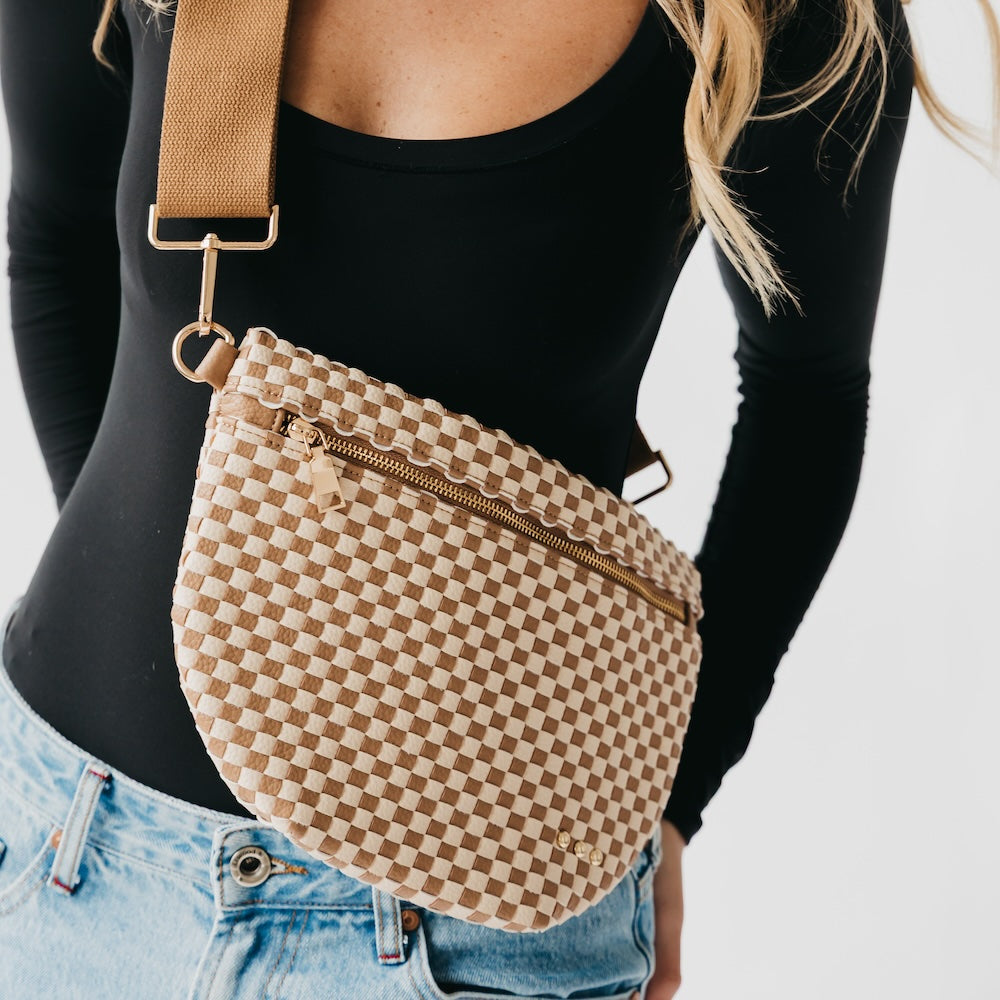 Woven bum bag in tan-and-white check pattern, gold zip and buckle strap, compact pouch.
